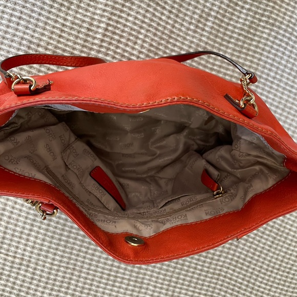 Orange Michael Kors bag - Picture 2 of 4
